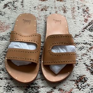 Beek Sandals
